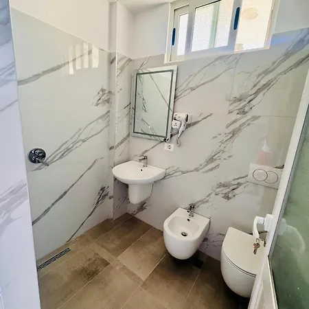Guest house Retreat *